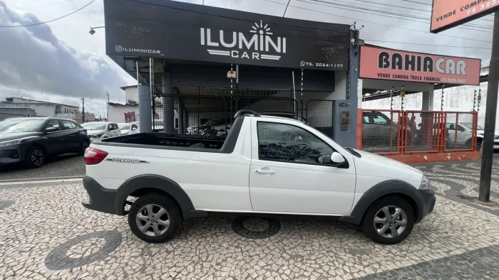 Fiat Strada Freedom 1.4 Flex 8V CS 2020
