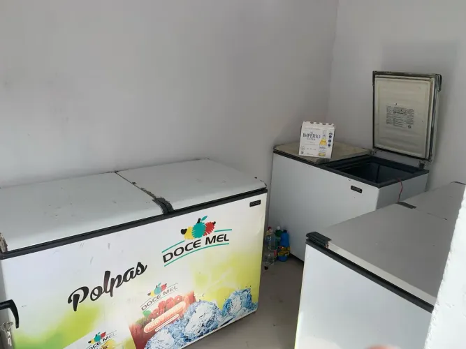 Frezzer Esmaltec 468 litros