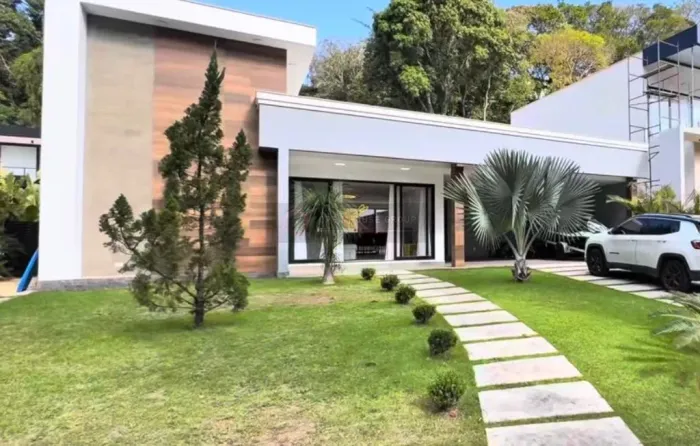 Casa à Venda em Itaipu