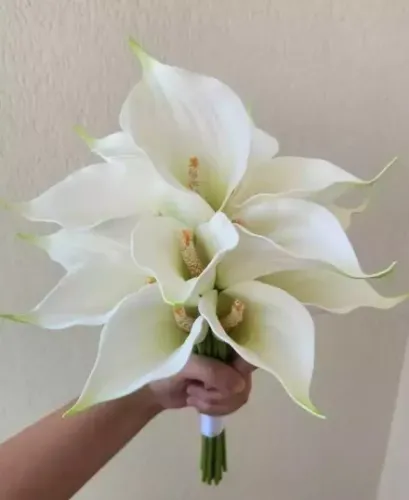 Buquê Grande Flores Artificiais Copo de Leite Noiva Casamento Luxo