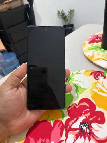 Infinix Note 40 5G - 256GB - 8GB RAM - Excelente estado