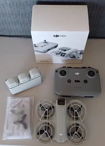 Drone DJI Neo Fly More Combo Novo Troco