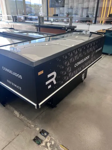 Ilha para congelados - 2m - pronta entrega