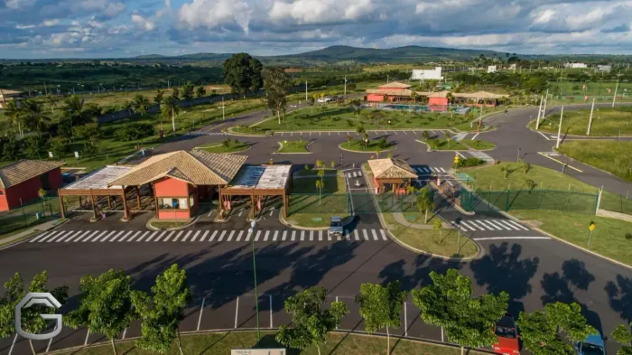 Lote à venda no Condomínio Damha 1 (Sim)