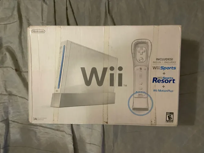 Caixa Nintendo Wii Vazia Amassada sem Berço 
