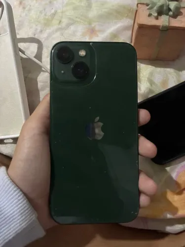 Vende-se iPhone 13 Face ID off 128 gb bateria 68%