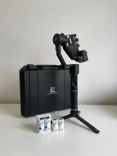 gimbal zhyun crane plus