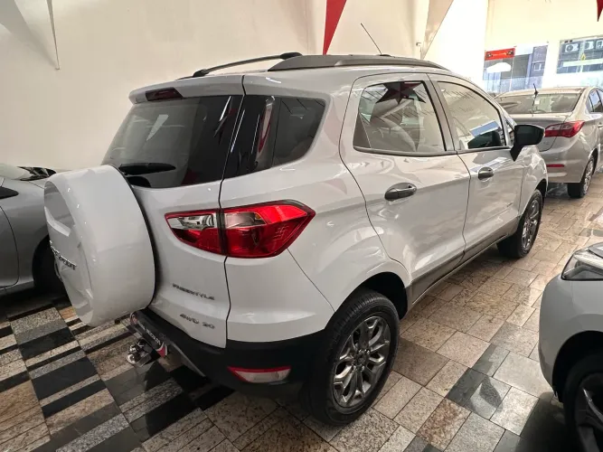 Ford Ecosport Freestyle 2.0 16V 4WD Flex 5P 2014