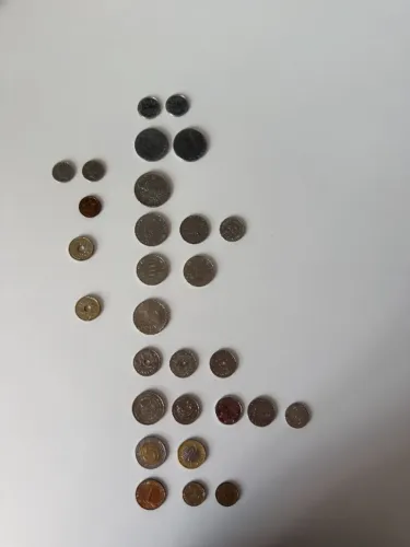 Cédulas e moedas antigas