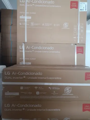 Ar-condicionado LG Split Dual Inverter +AI 12.000 BTUs C/NF Compact Frio S3-Q12JAQAL 220V