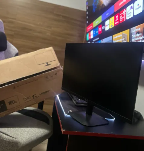 Monitor Gamer Full HD AOC 24 100Hz Completo