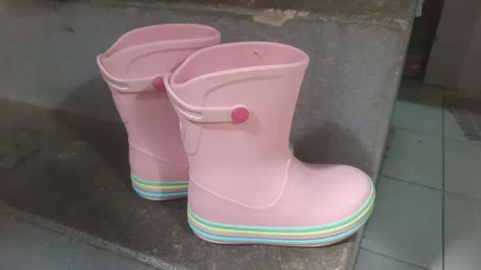 Bota galocha rosa