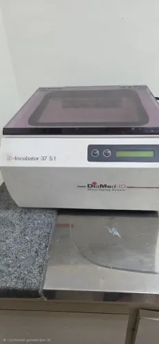 Vendo incubadora usada