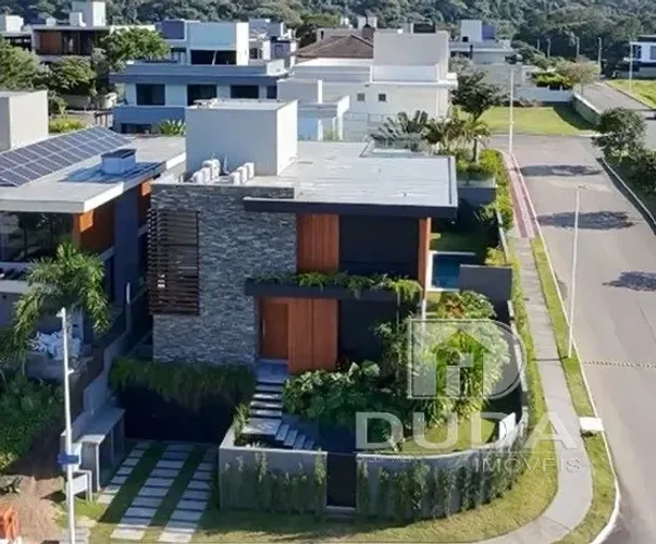 Casa Pátio: exclusividade na Lagoa da Conceição