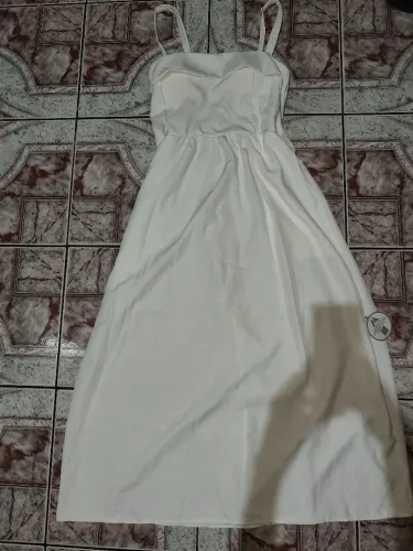 Vestido branco soltinho