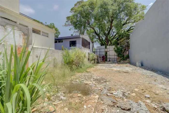 Terreno plano 297m² a venda no coração de Moema - São Paulo