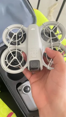 Vendo drone DJI Neo combo fly more