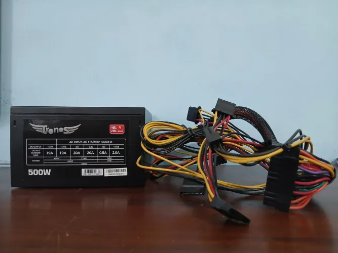 Fonte Tronos Bivolt 500W