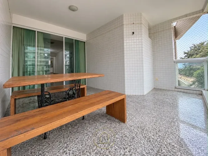 Apartamento com 3 quartos, sendo 1 suíte no Bairro da Glória, Macaé/RJ