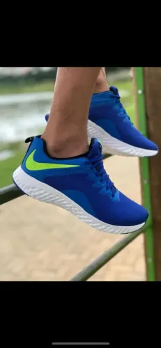 Promoção Tênis Nike esportivo 