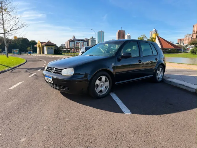 Volkswagen Golf 1.6 MI/ 1.6 MI Gener./black & Silver 2003