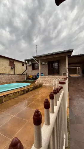 Casa com piscina aquecida