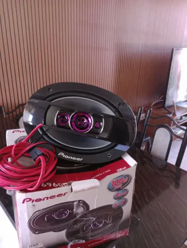Vende se auto falante 69 novinho com fio