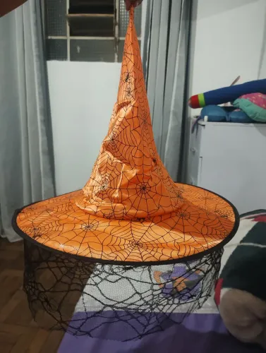Chapéu saia e vasourinha
