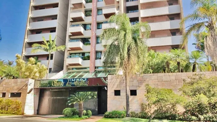 Apartamento à venda no Condomínio Serra dos Cristais com 4 suítes, bairro Anhangabaú, Jund