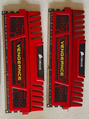 Memória ddr3 Corsair 8gb 2x 4gb