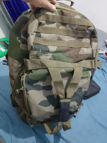 Mochila invictus expedition 70 litros camuflada