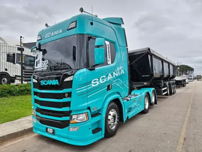 Scania R450 6x2 Ano 21 Teto Alto rodas Alumínio + 4 Eixo Basculante Metalesp Ano 21 45m