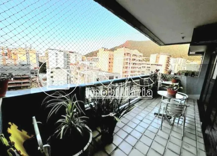 Apartamento : Padrão / Residencial / Tijuca