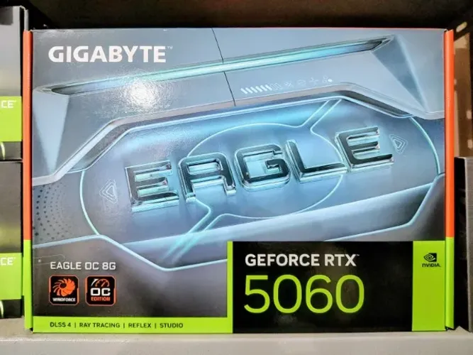 Placa de Vídeo Gigabyte NVIDIA GeForce RTX 5060 Eagle OC 8GB
