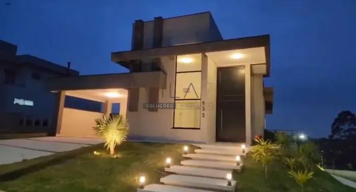 Casa à Venda em Condomínio Jandira/ Granja 4 suítes Térrea