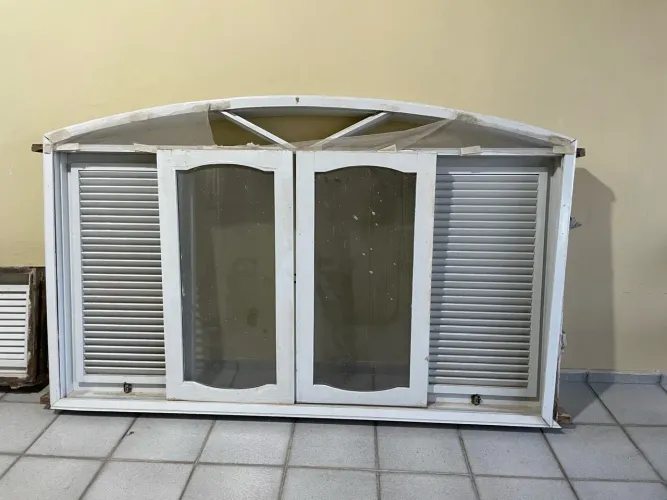 Janela de ipê de 2mt x 1.20mt