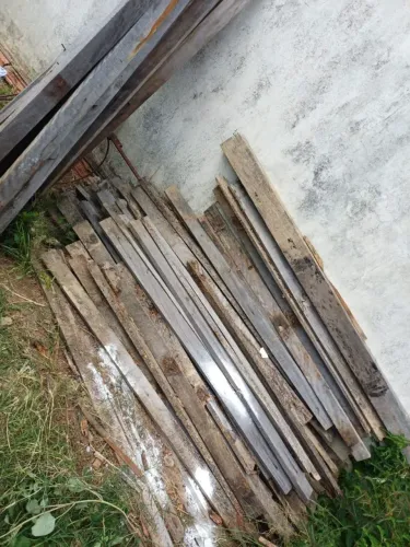 Vende-se lenha para padaria 