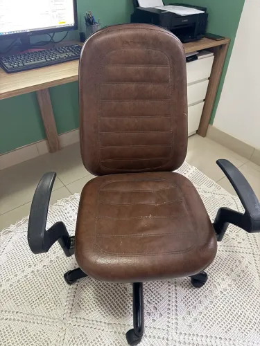 Vendo cadeiras de escritório 