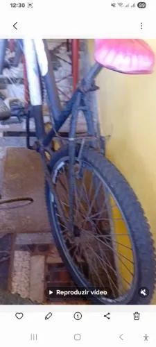 VENDO 2 BICICLETAS POR PRECO DE 1 VALOR 500 00 FEITAS MANUTENCOES FALTA SÓ PINTURA