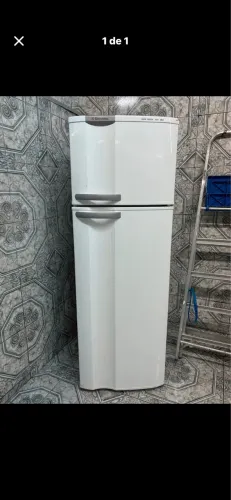 Geladeira Electrolux usada em ótimo estado 
