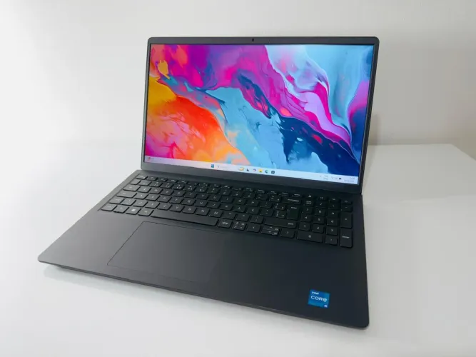 Notebook Dell 3520-I5-12Th-16GB Ram-SSD 256GB-Tela 15.6 FHD IPS 120HZ