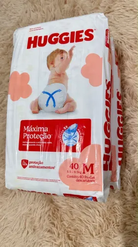 FRALDA HUGGIES