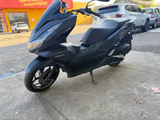 PCX 160 2024 apenas 11.800km