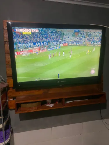 Vendo Televisão 42 polegadas 