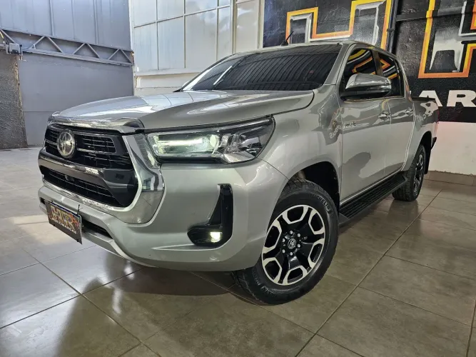 Toyota Hilux CD SRX 4X4 2.8 TDI 16V Diesel Aut. 2022