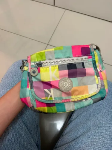 Bolsinha Kipling