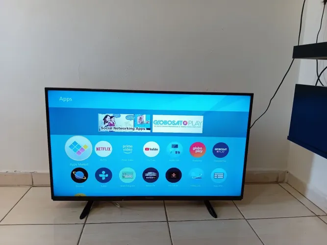 Smart TV Panasonic 40 polegadas wiffi 