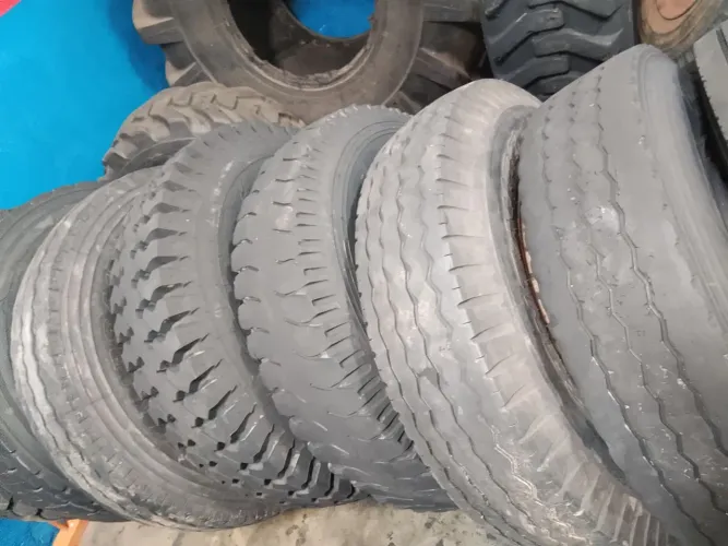 PNEUS 1000-20 BOM