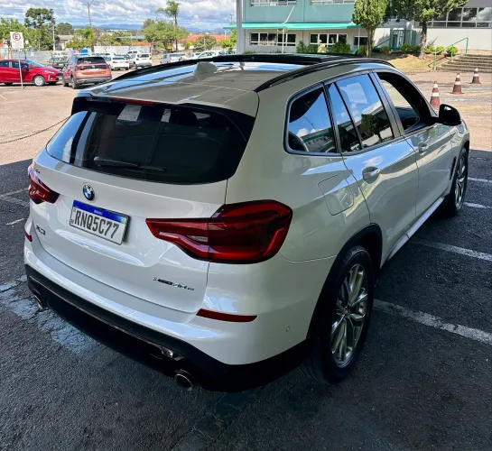 BMW X3 Xdrive 30E X-line Turbo Híbrido AU 2021