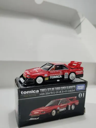 Miniatura Nissan Skyline